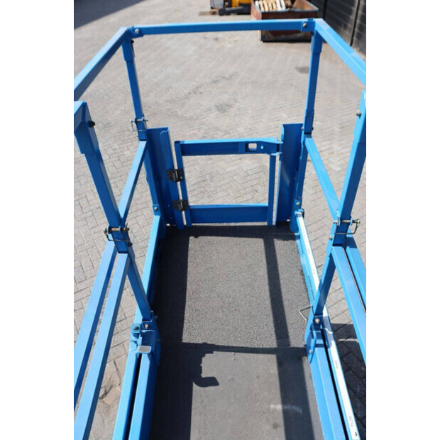 2011 Genie GS-3232-49015084