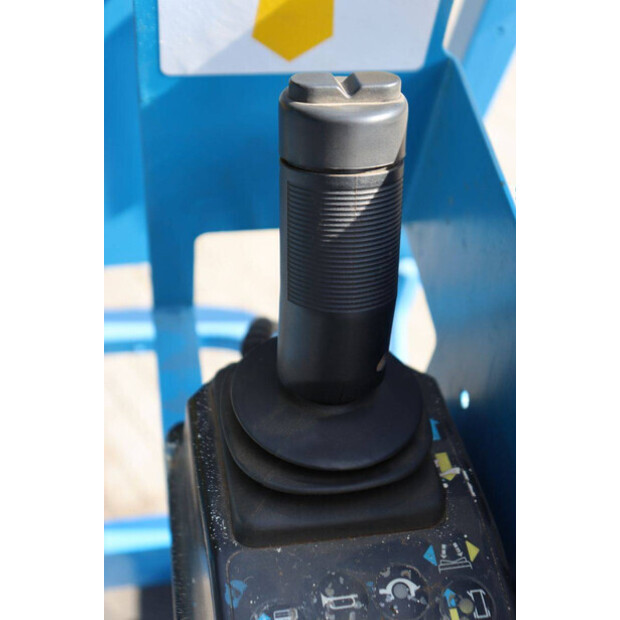 2011 Genie GS-3232-49015086