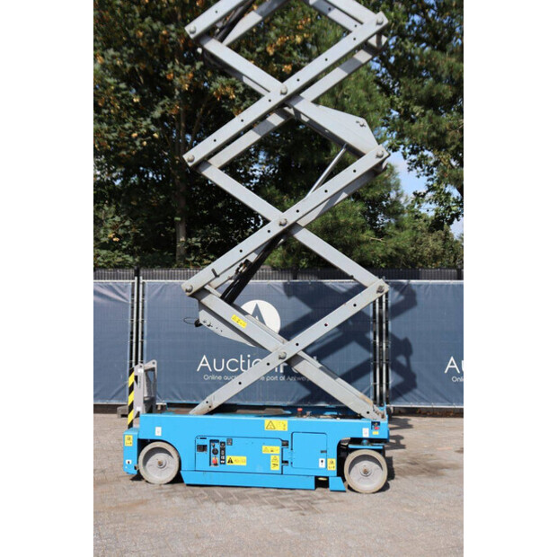 2011 Genie GS-3232-49015095