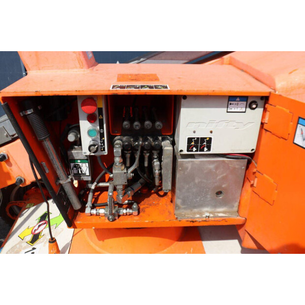 2015 Niftylift HR12NE MK1B-49015240