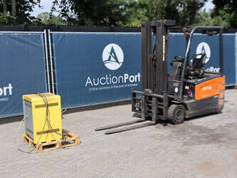 2015-doosan-18-49015320