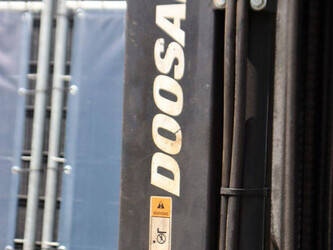 2015-doosan-18-49015338
