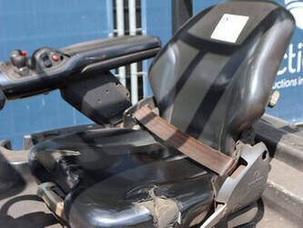 2015-doosan-18-49015340