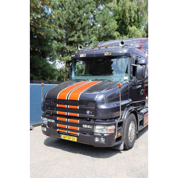 2001 Scania T124-49015385