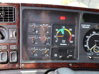 2001-scania-t124-49015418