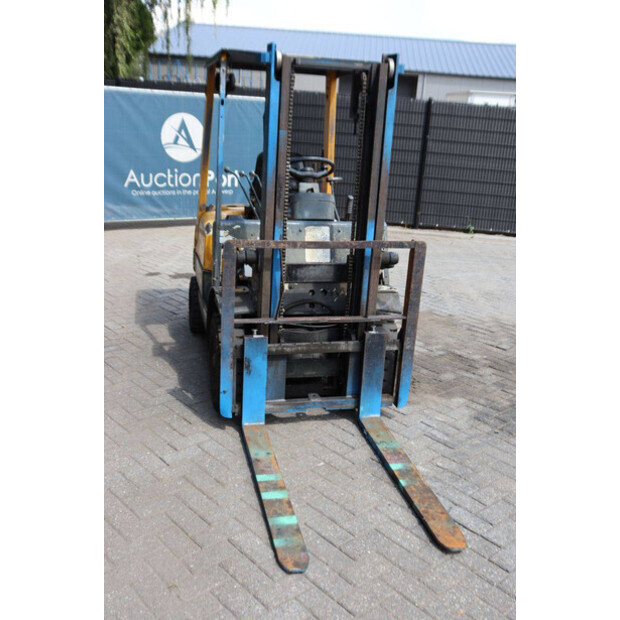 TCM FHD15Z8-49015523
