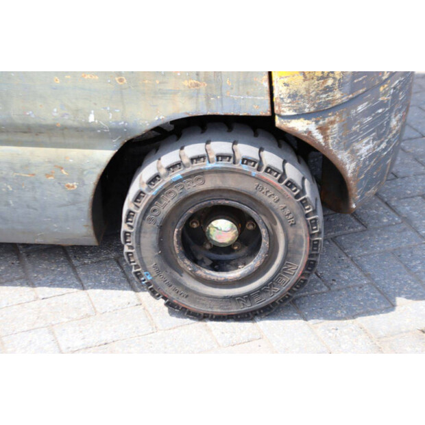 TCM FHD15Z8-49015532