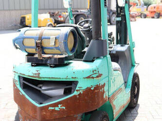 2017-mitsubishi-fg25n-49015598