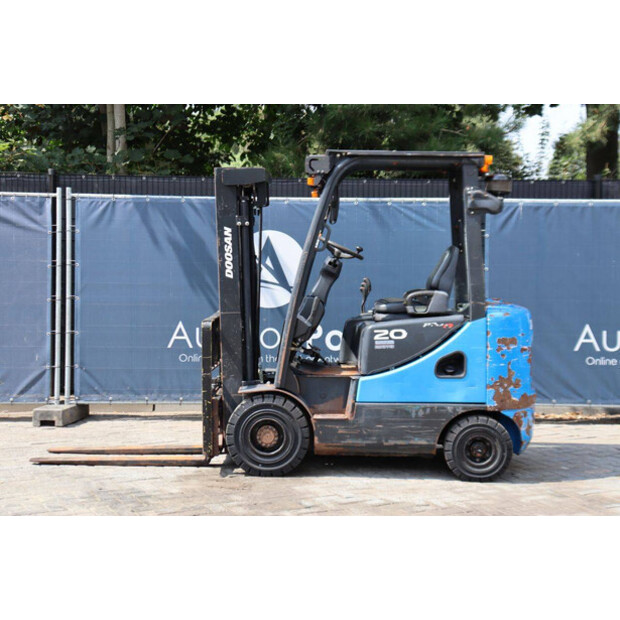 2020 Doosan D20SC-5-49015635