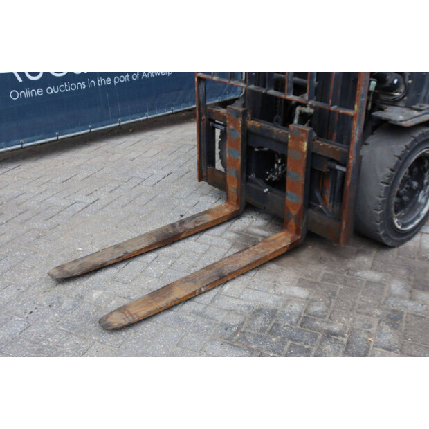 2020 Doosan D35C-7-49015684