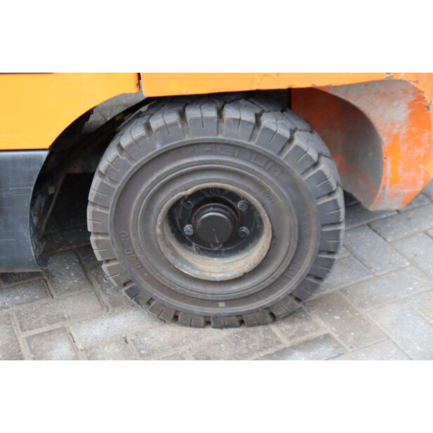 2020 Doosan D35C-7-49015691