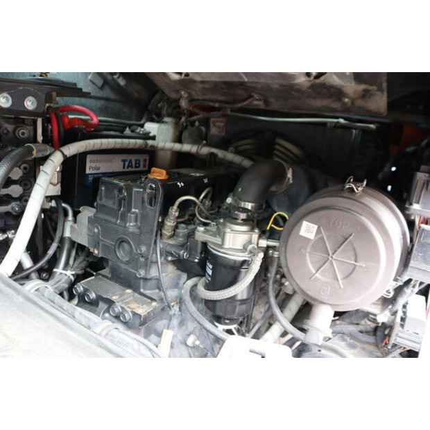 2020 Doosan D35C-7-49015697