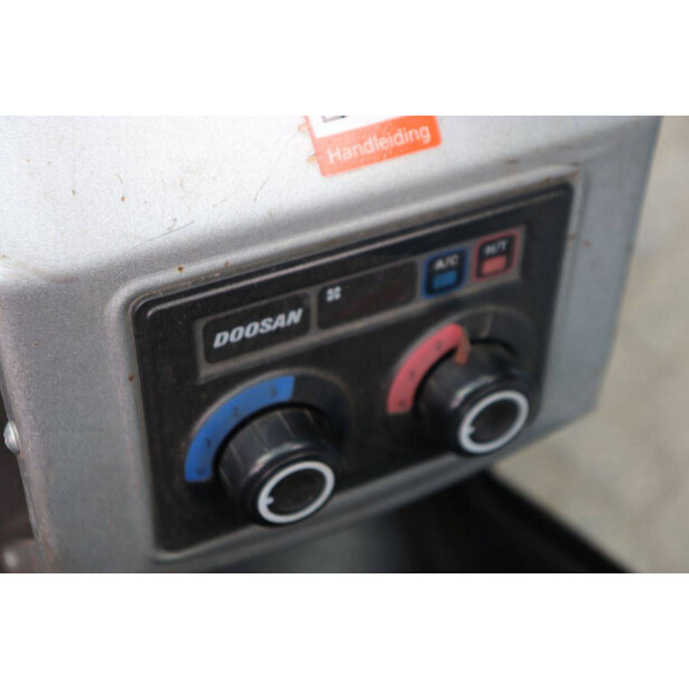 2020 Doosan D35C-7-49015710