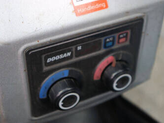 2020-doosan-d35c-7-49015710