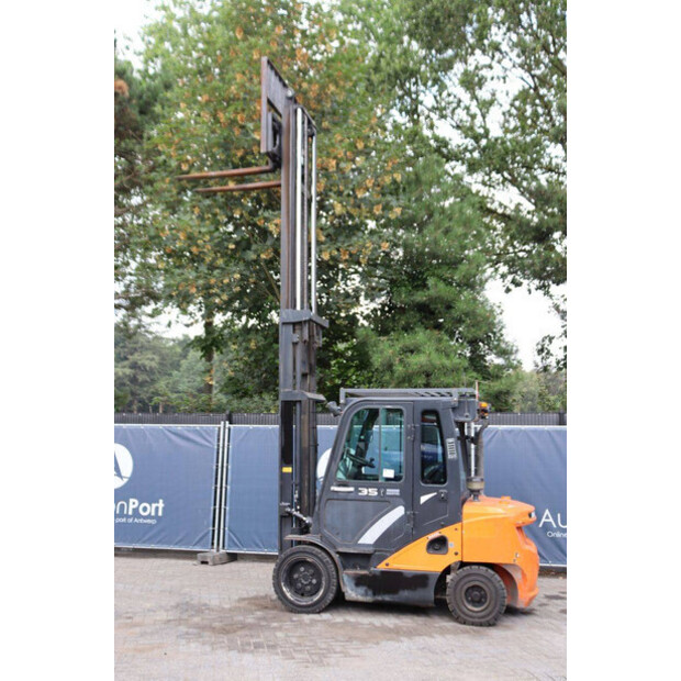 2020 Doosan D35C-7-49015720
