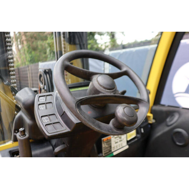 2013 Hyster H4.2-49015747