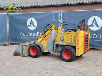 2008-knikmops-90-1485295-49015848
