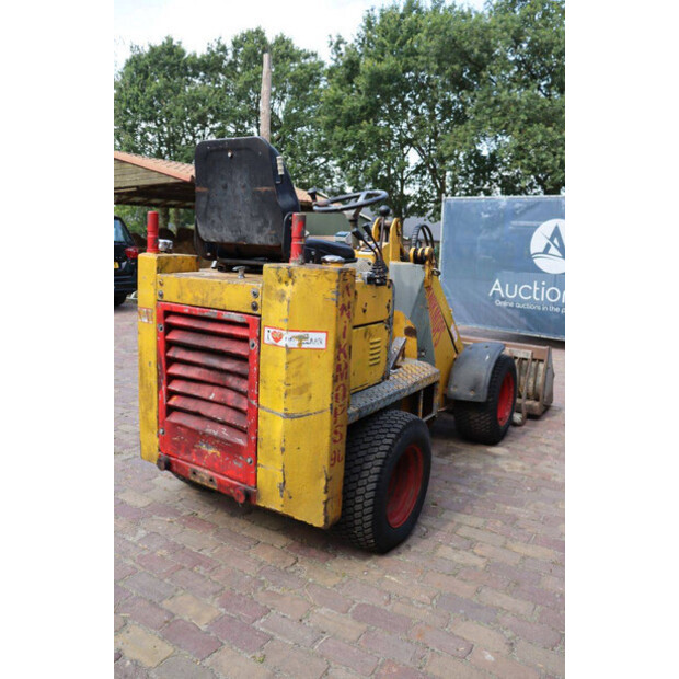 2008 Knikmops 90-49015851