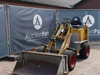 2008-knikmops-90-1485295-49015855