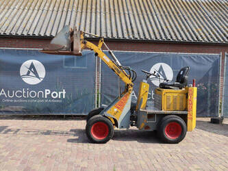 2008-knikmops-90-1485295-49015877