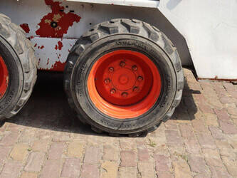 bobcat-741-1485296-49015909