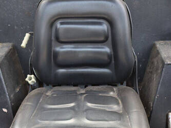 bobcat-741-1485296-49015916