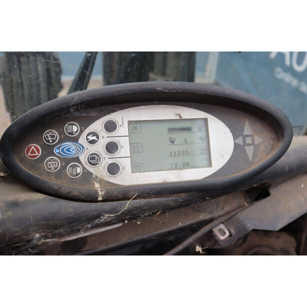 2019 Still RX70-35-49015979
