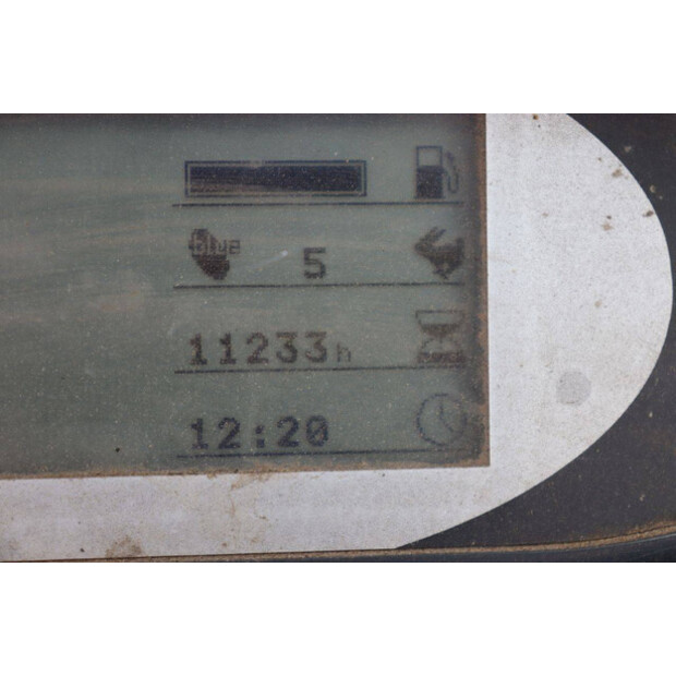 2019 Still RX70-35-49015982
