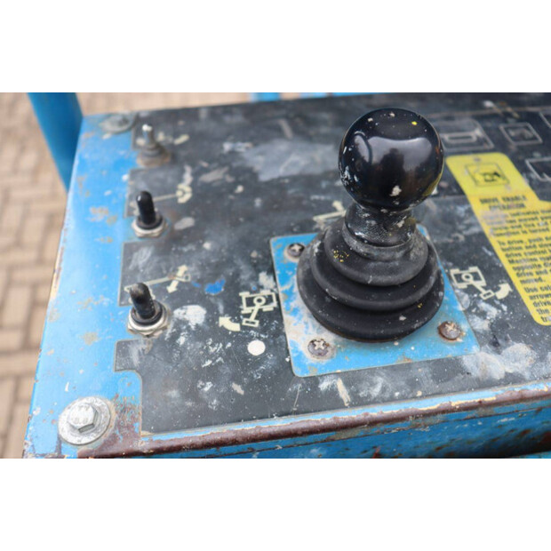 2005 Genie Z-80/60-49016247