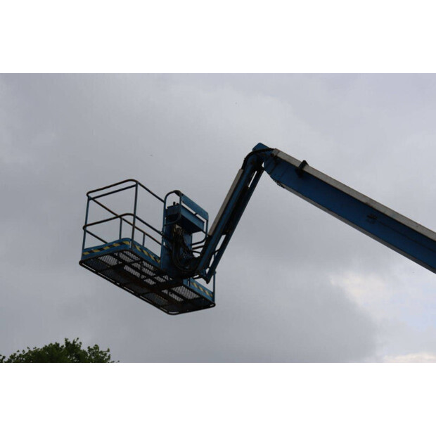 2005 Genie Z-80/60-49016255