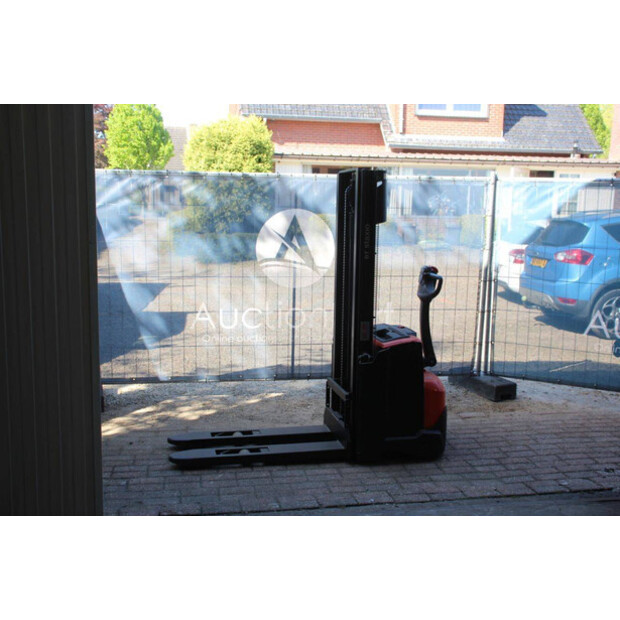 2019 Toyota SWE120-49016369