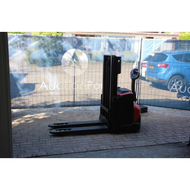 2022 Toyota SWE200D-49016413