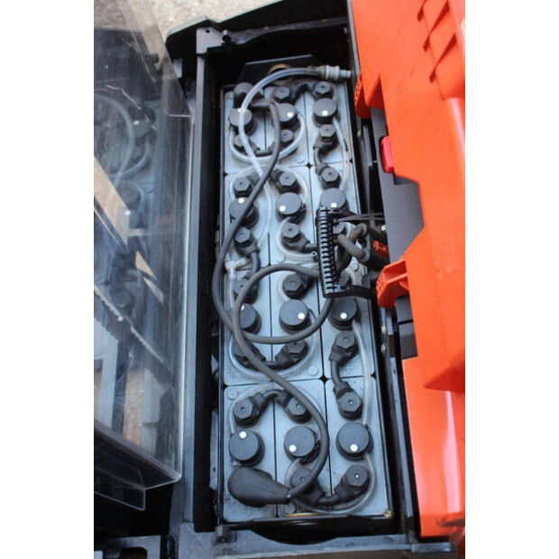 2022 Toyota SWE200D-49016424