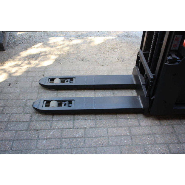 2021 Toyota SWE200D-49016445