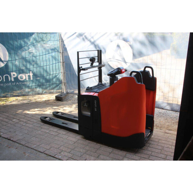 2021 تويوتا LPE220-49016460