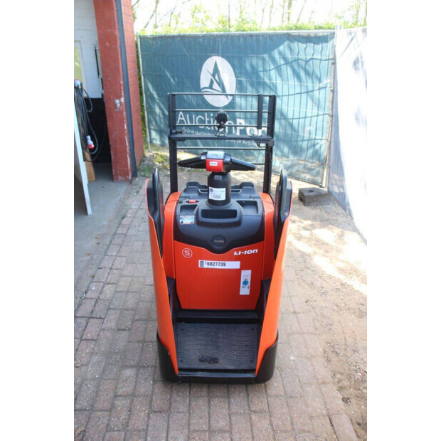 2021 تويوتا LPE220-49016461