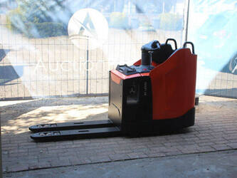 Image for PALLET STACKER 2020 Toyota LPE200 for Sale in Belgium