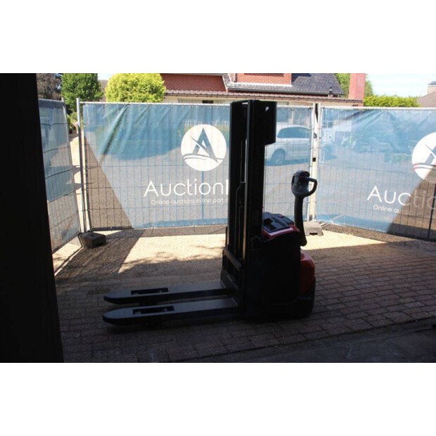 2015 بي تي SWE140L-49016564