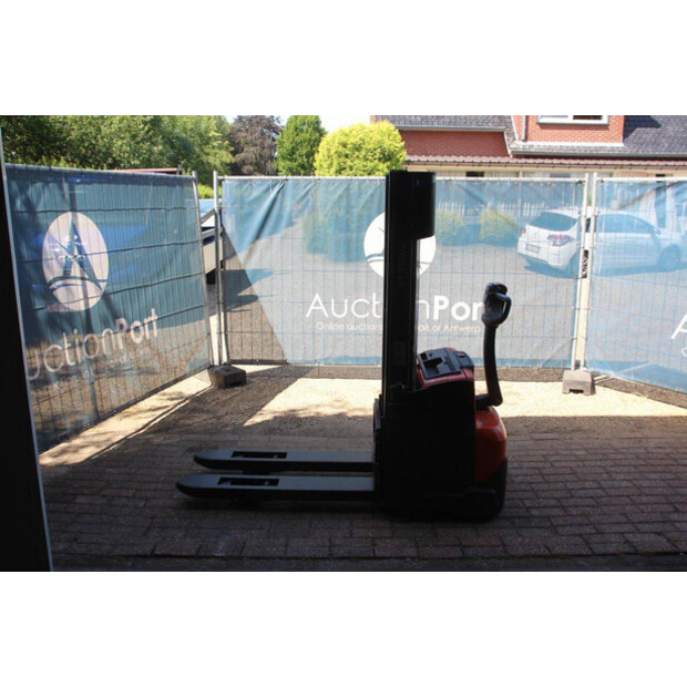 2015 بي تي SWE140L-49016565