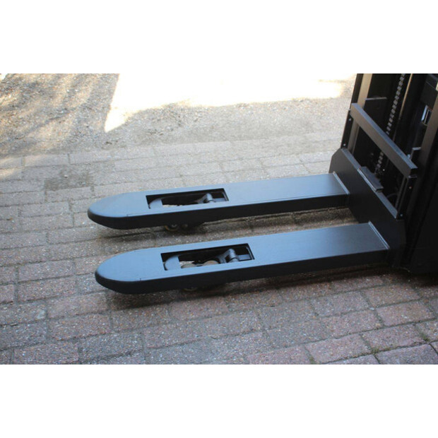 2015 بي تي SWE140L-49016572