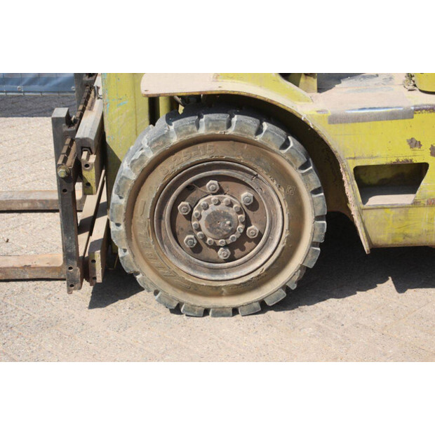 1990 ميتسوبيشي FG-35-49016595