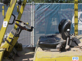 1990-mitsubishi-fg-35-1485322-49016599
