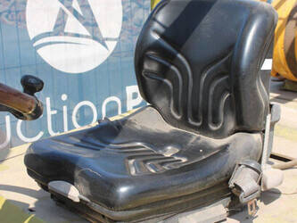 1990-mitsubishi-fg-35-1485322-49016603