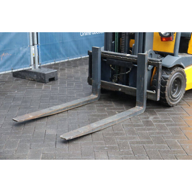 2004 Jungheinrich EFG 320-49016652