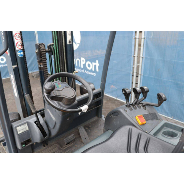 2004 Jungheinrich EFG 320-49016666