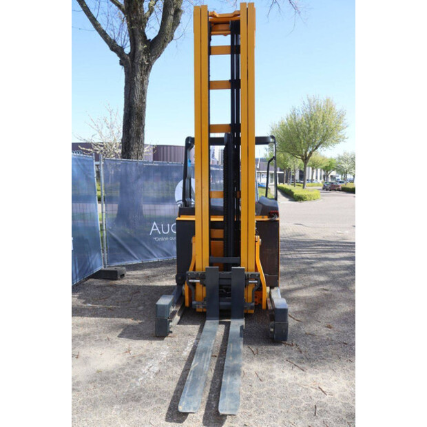 Jungheinrich ETV320-49016686
