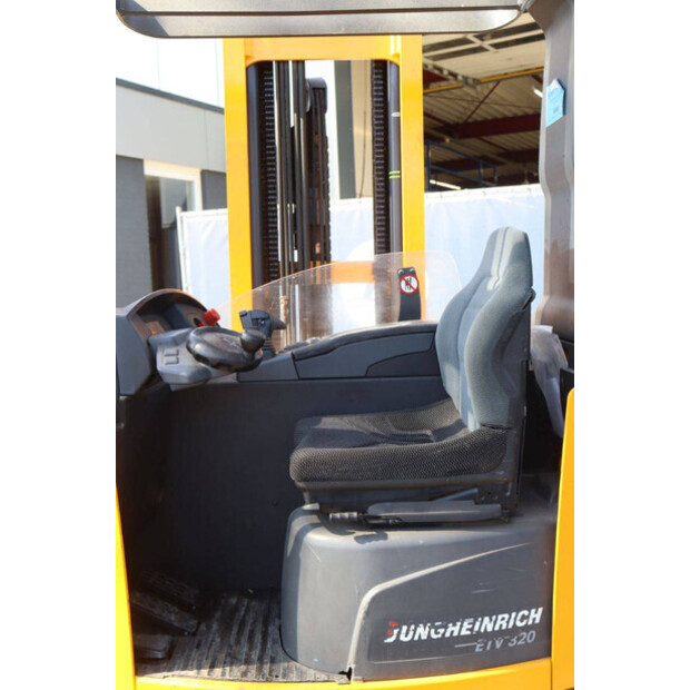 Jungheinrich ETV320-49016692
