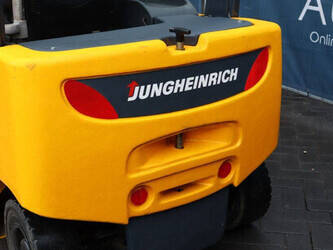 2004-jungheinrich-efg-320-1485327-49016762