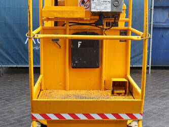 2004-jlg-toucan-800-a-1485328-49016791