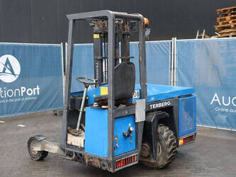 2009-moffet-re4-35-1350-1000-1485329-49016815